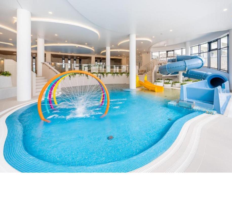 Kolobrzeg Apartamenty Polanki Aqua Z Bezplatnym Basenem, Bawialnia, Parkingiem I Fitness Exteriör bild
